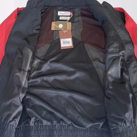 New Mitchell & Ness Windbreaker D.C. United Jacket - Picture 5 of 7